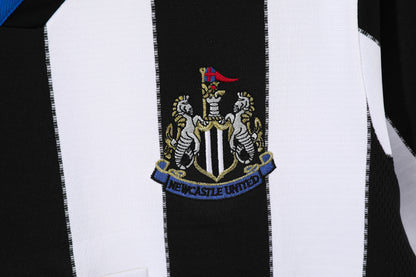 2000/2001 Newcastle home