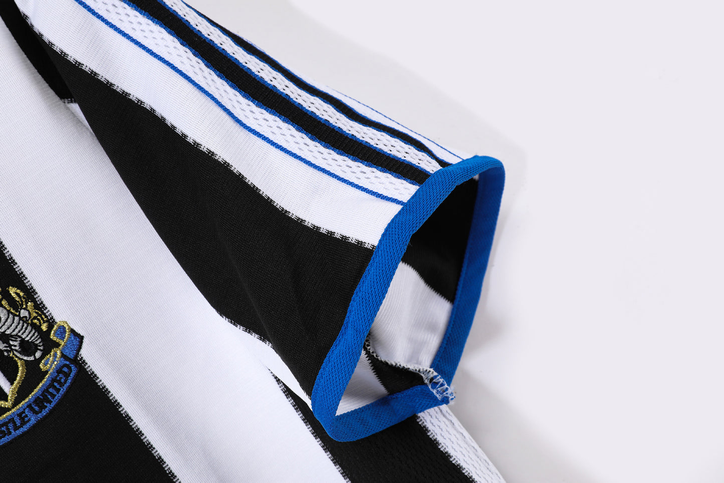 2000/2001 Newcastle home