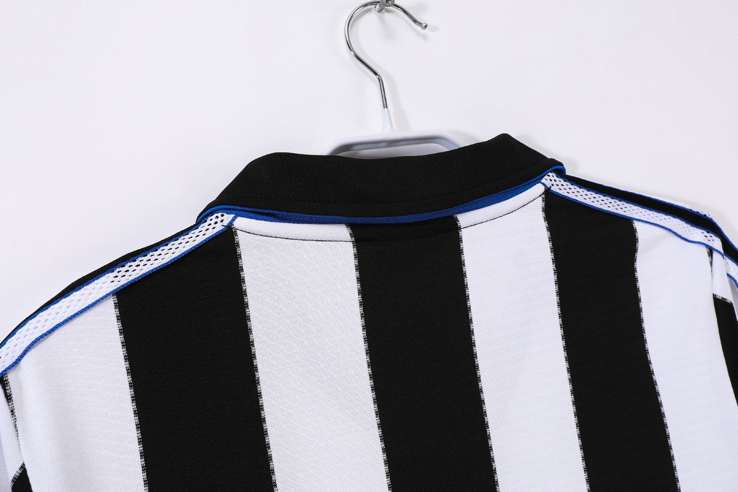 2000/2001 Newcastle home