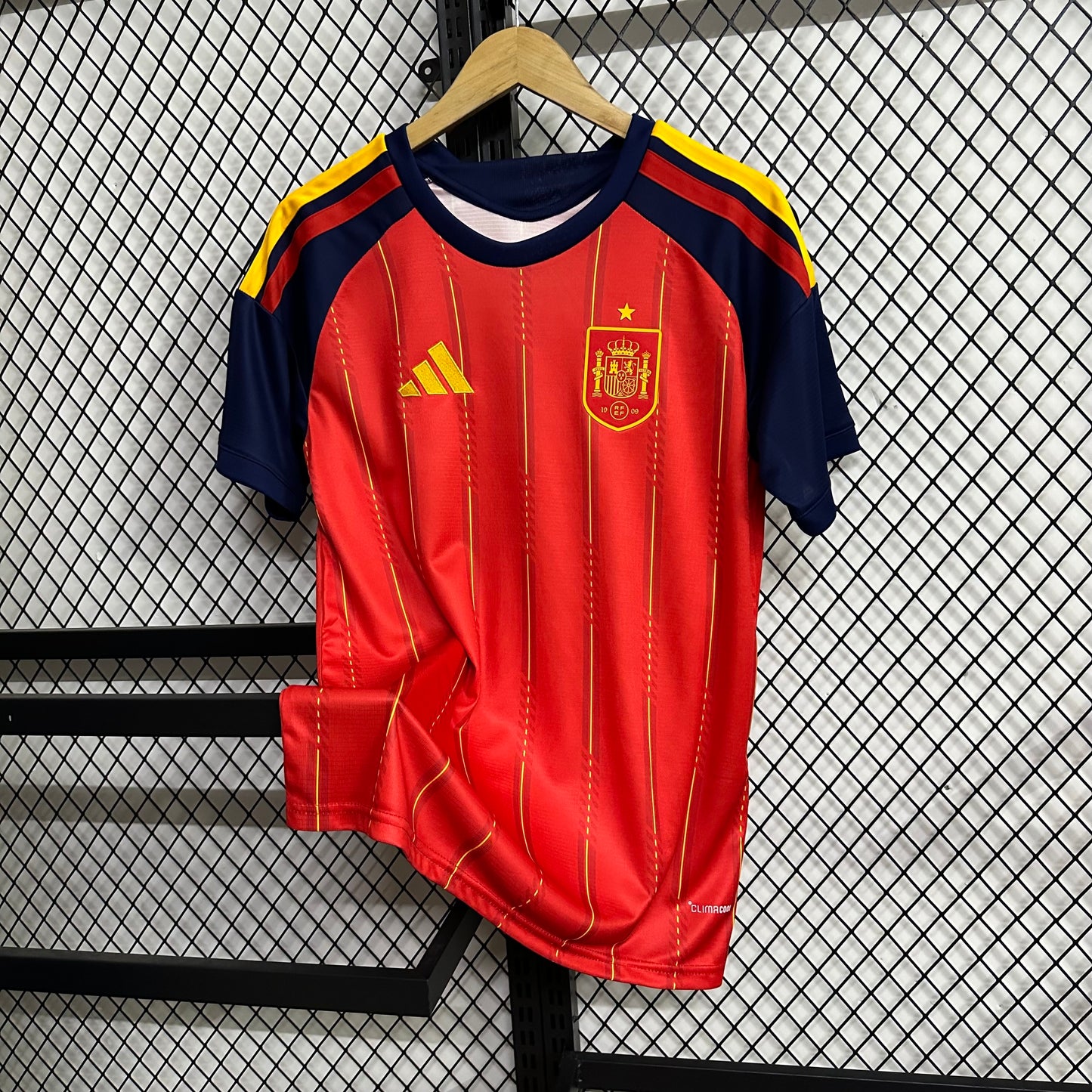 Spain 2026 World Cup home fans version