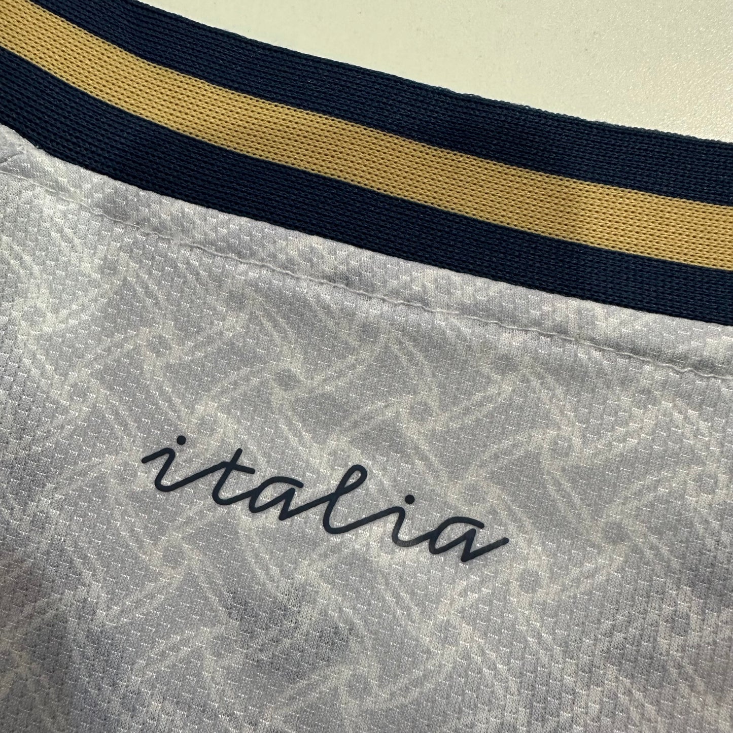 Italy 2026 away fan edition