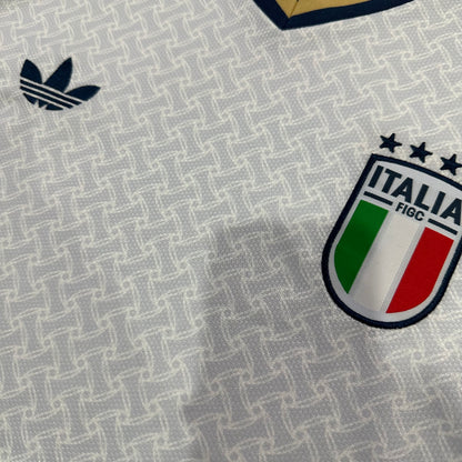 Italy 2026 away fan edition