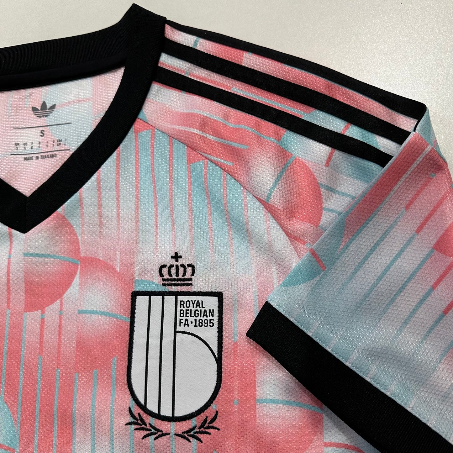 Belgium 2026 away fans version
