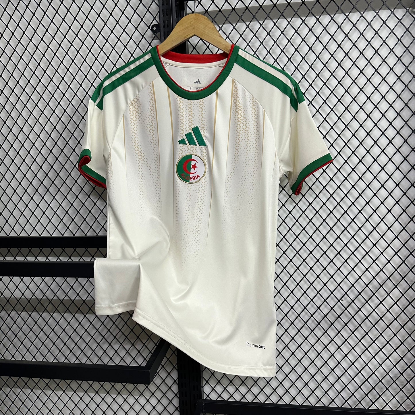 Algeria 2026 home fans version