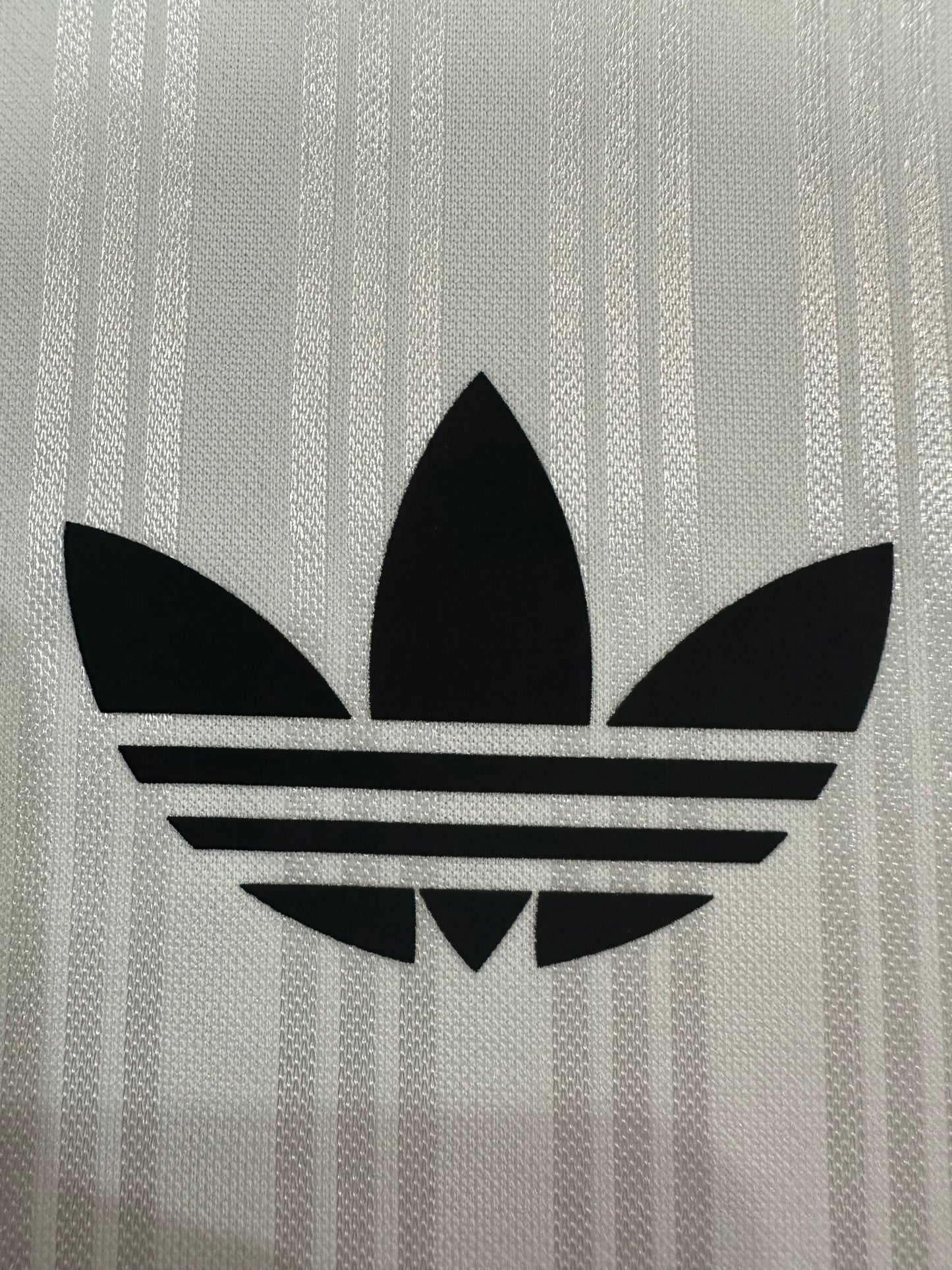 Adidas Originals White fan version