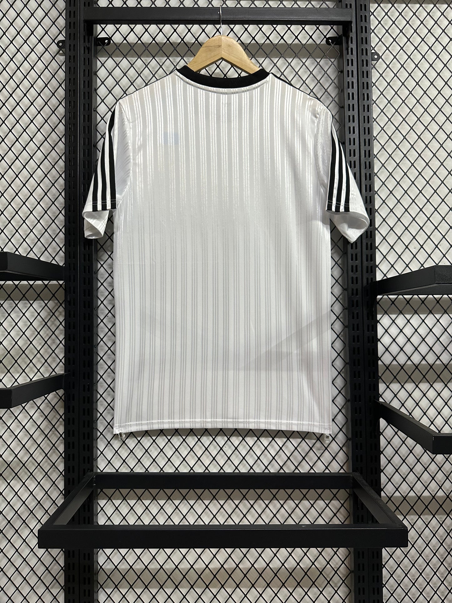 Adidas Originals White fan version
