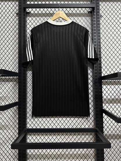Adidas Originals Black fans version