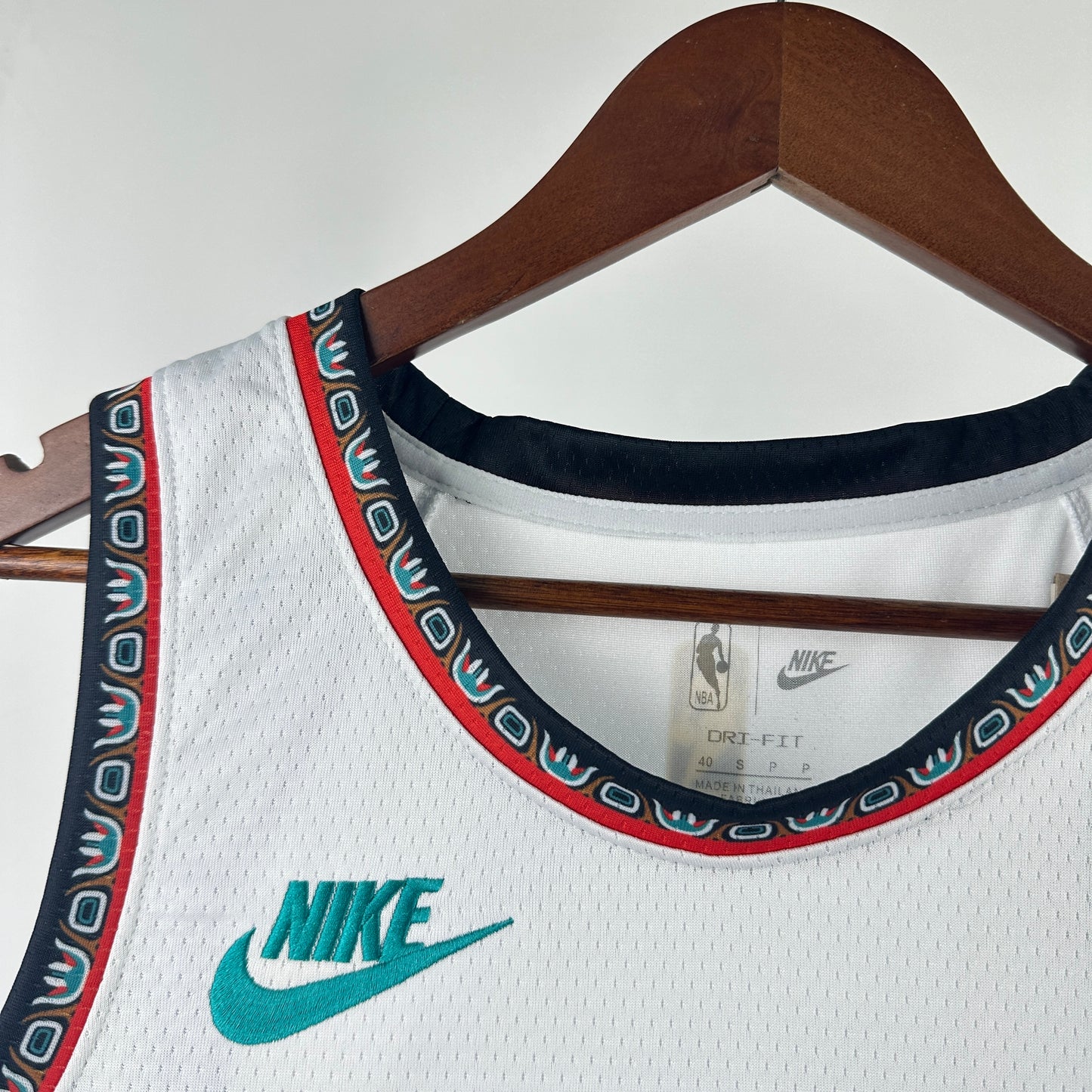 NBA Memphis Grizzlies white Jersey