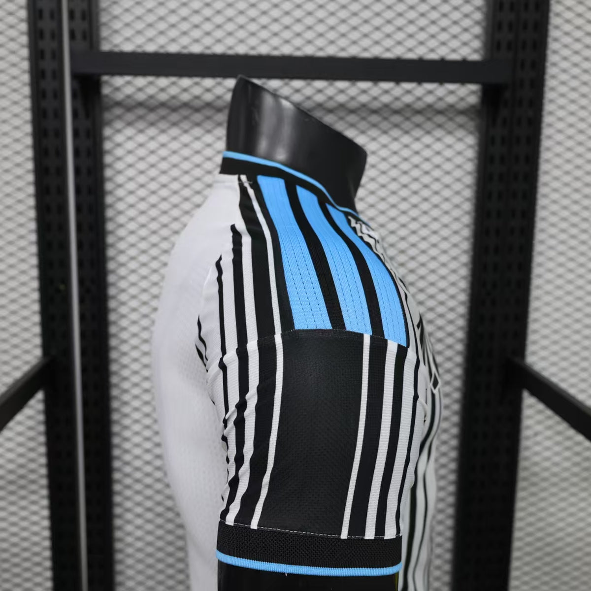 Newcastle United 2026/27 home jersey players version