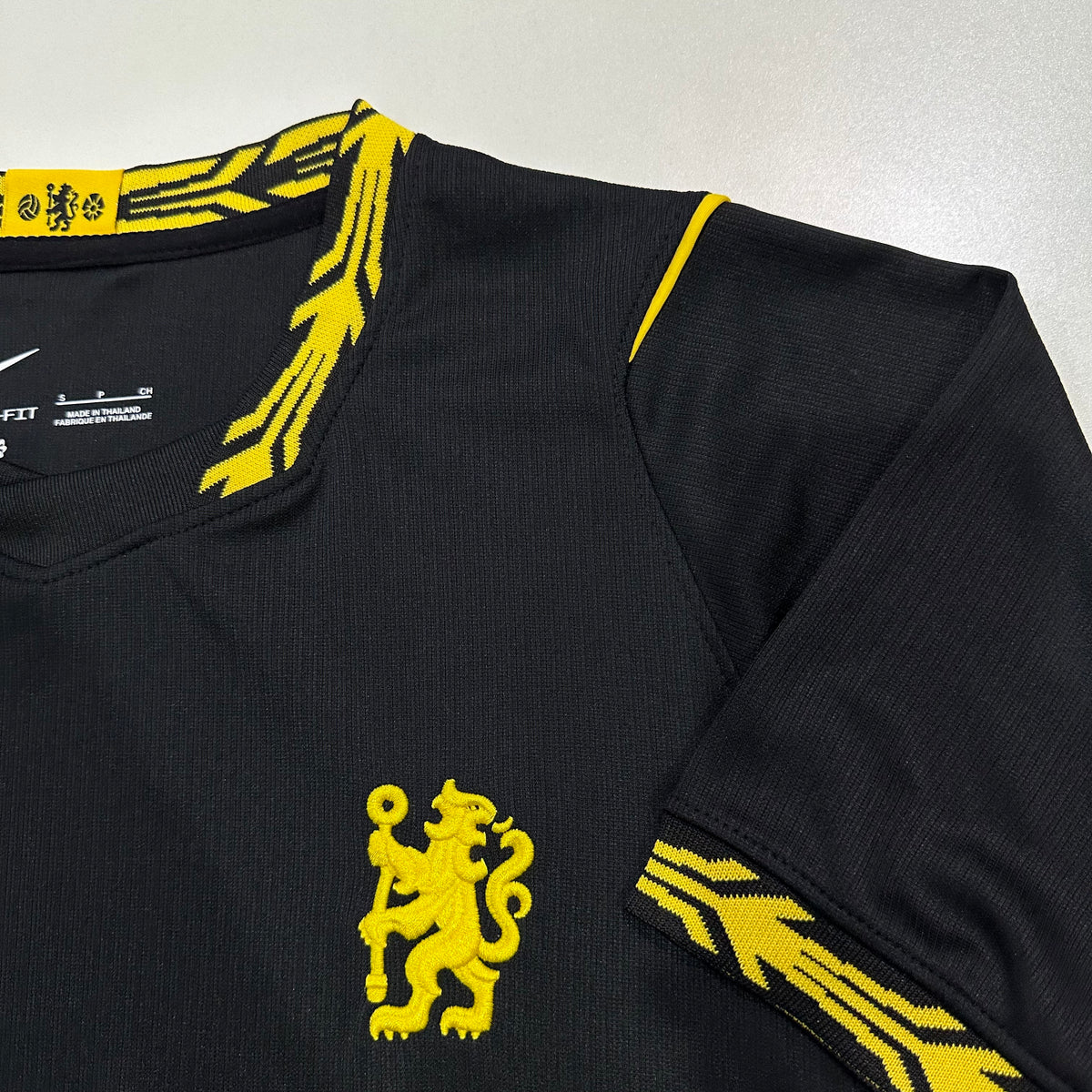 Chelsea 2026/27 away Jersey fans version