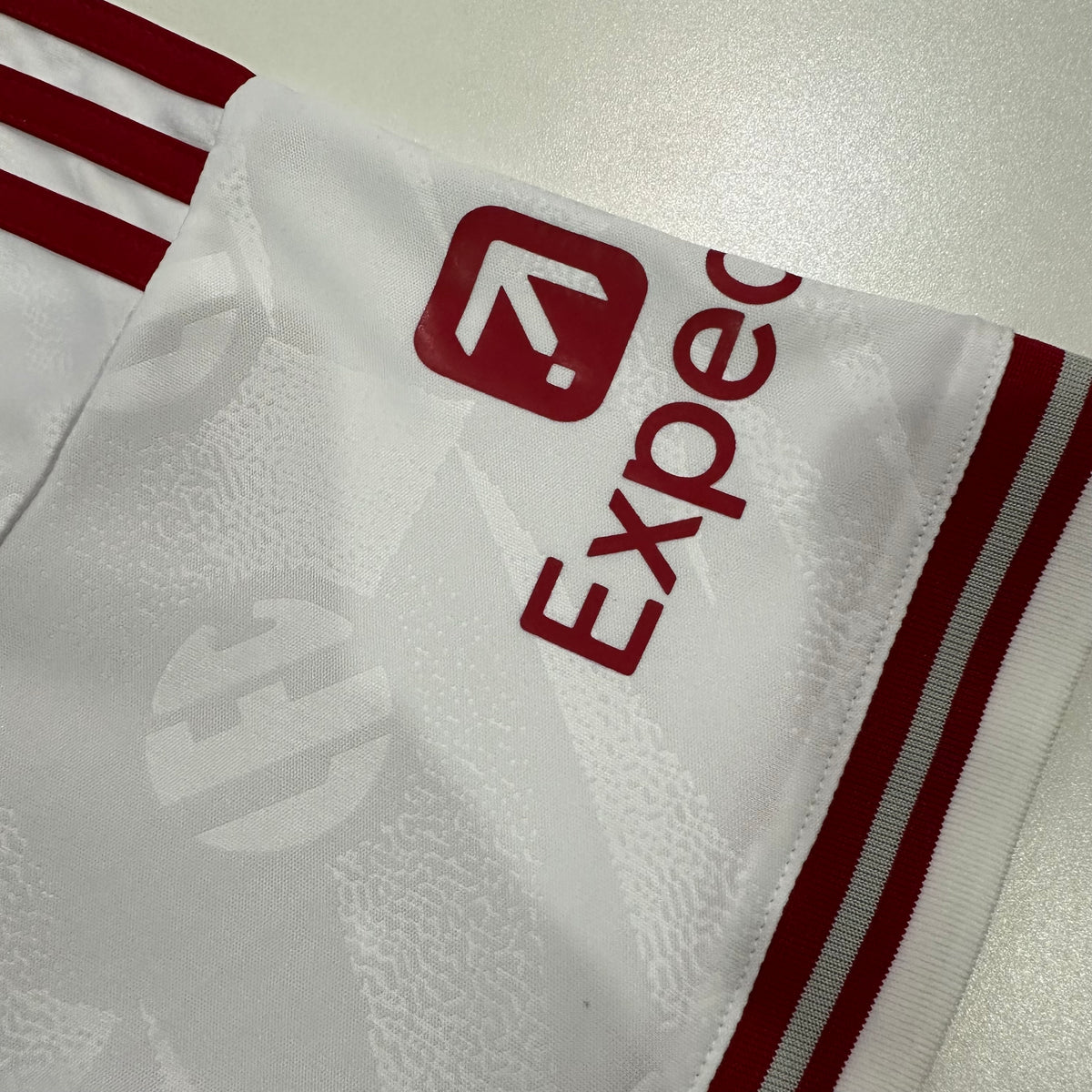 Liverpool 2026/27 away Jersey fans version
