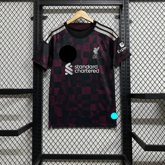 Liverpool 2026/27 third Jersey fans version