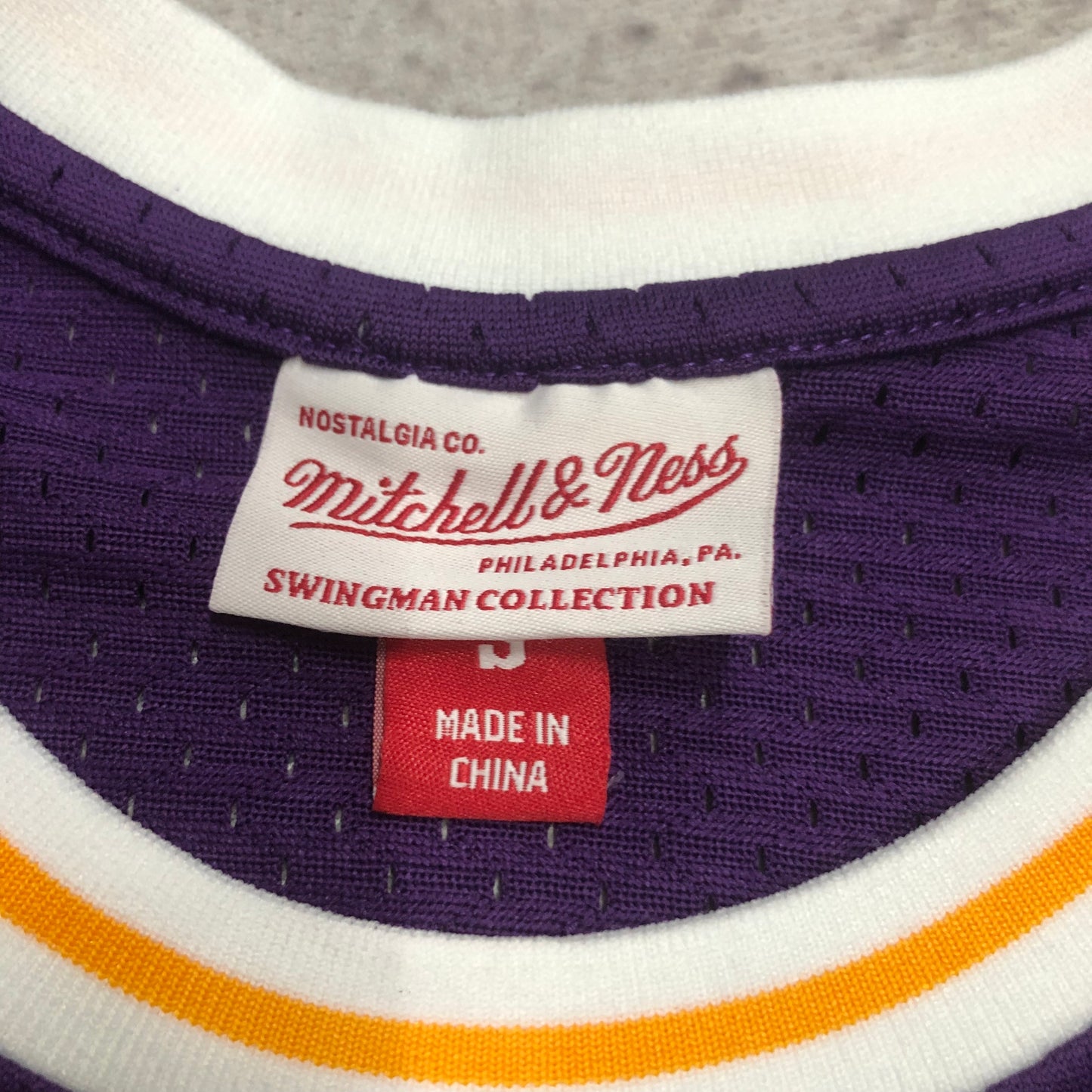 NBA Los Angeles Lakers 1984/1985 Magic Johnson classic Jersey