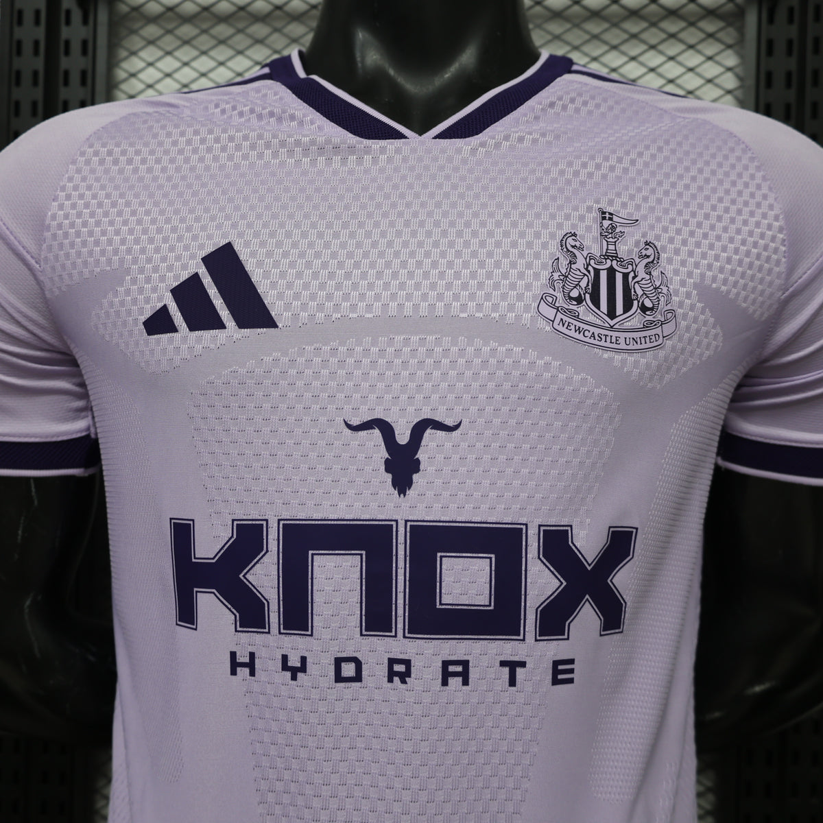 Newcastle 2026/27 third Jersey players version