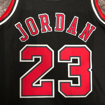 NBA Chicago Bulls 1997/98 #23 Michael Jordan classic Jersey