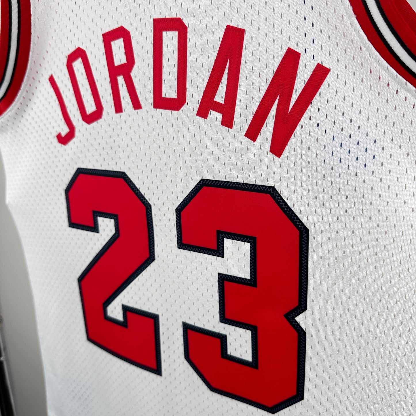 NBA Chicago Bulls 1984/85 #23 Michael Jordan classic Jersey