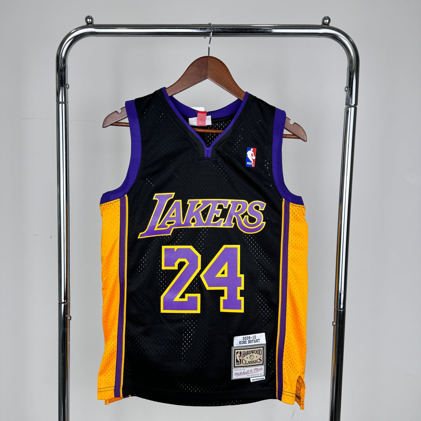 NBA Los Angeles Lakers 2009/10 #24 Kobe Bryant classic Jersey