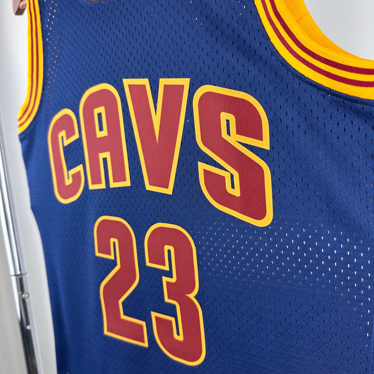 NBA Cleveland Cavaliers 2015/16 #23 LeBron James classic Jersey