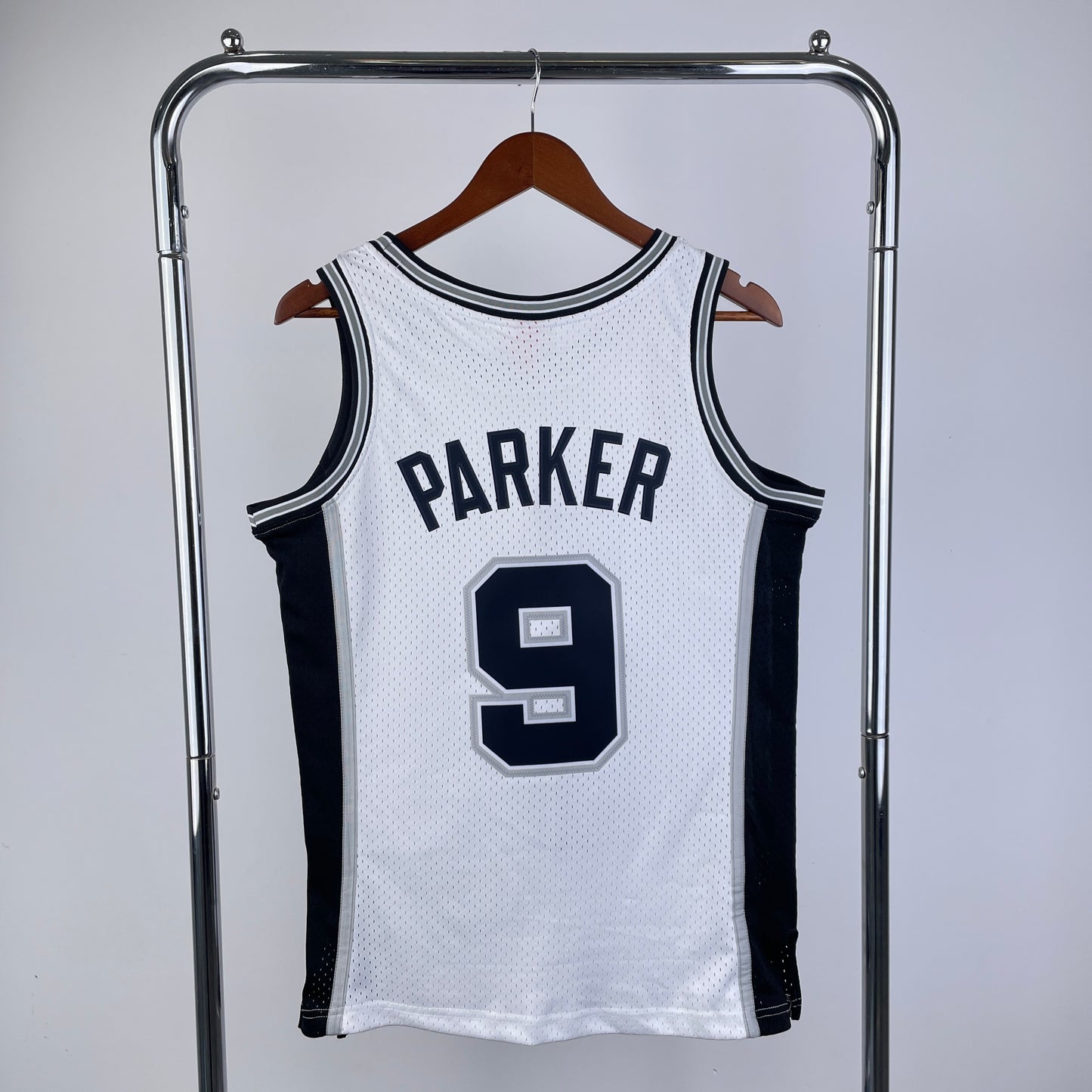 NBA San Antonio Spurs 2002/03 #9 Tony Parker classic jersey