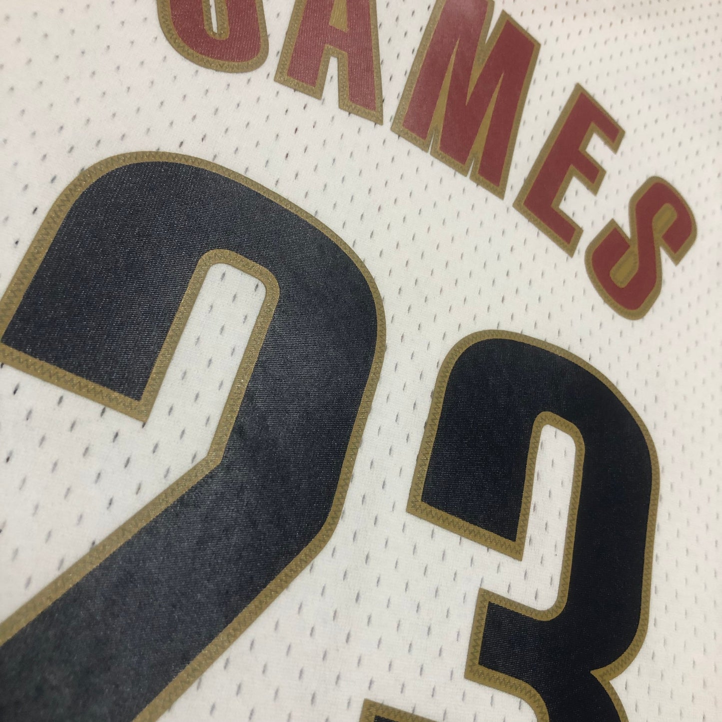NBA Cleveland Cavaliers 2003/04 #23 LeBron James classic Jersey