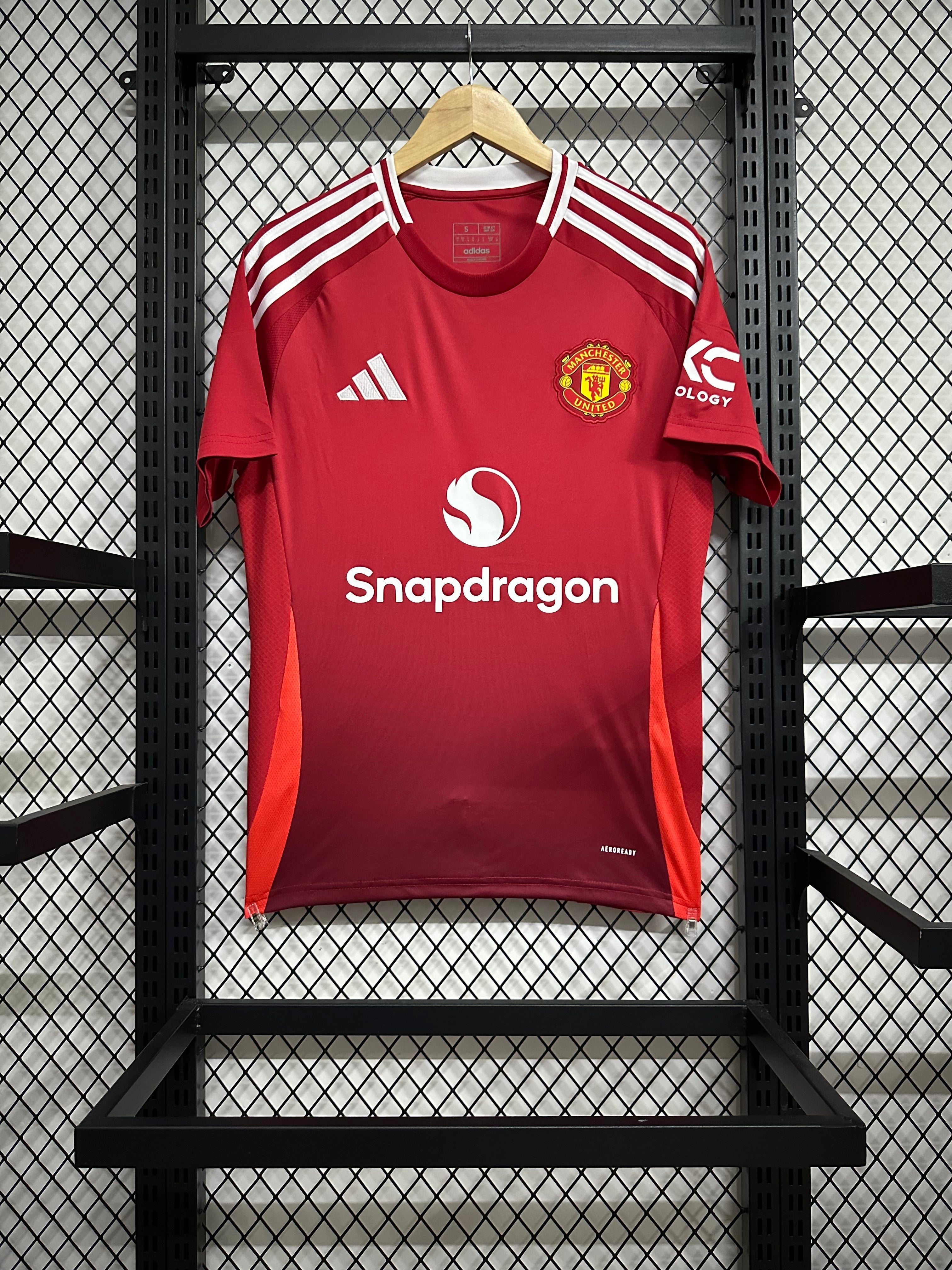 2024/2025 Manchester United home jersey – iconshopjo