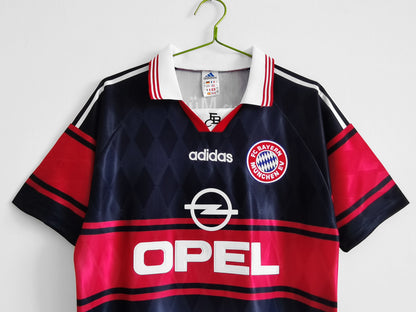 1997/99 Bayern Munich home