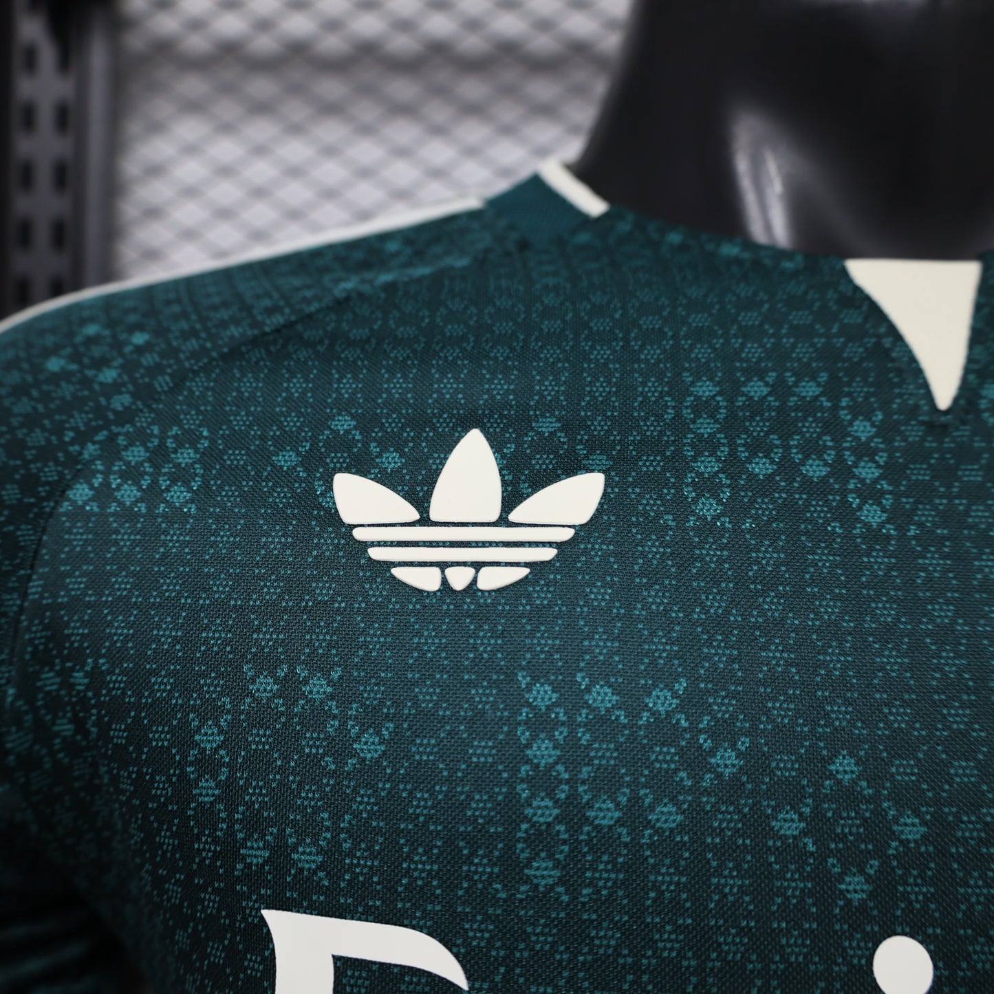 Real Madrid 2026/2027 Away players edition
