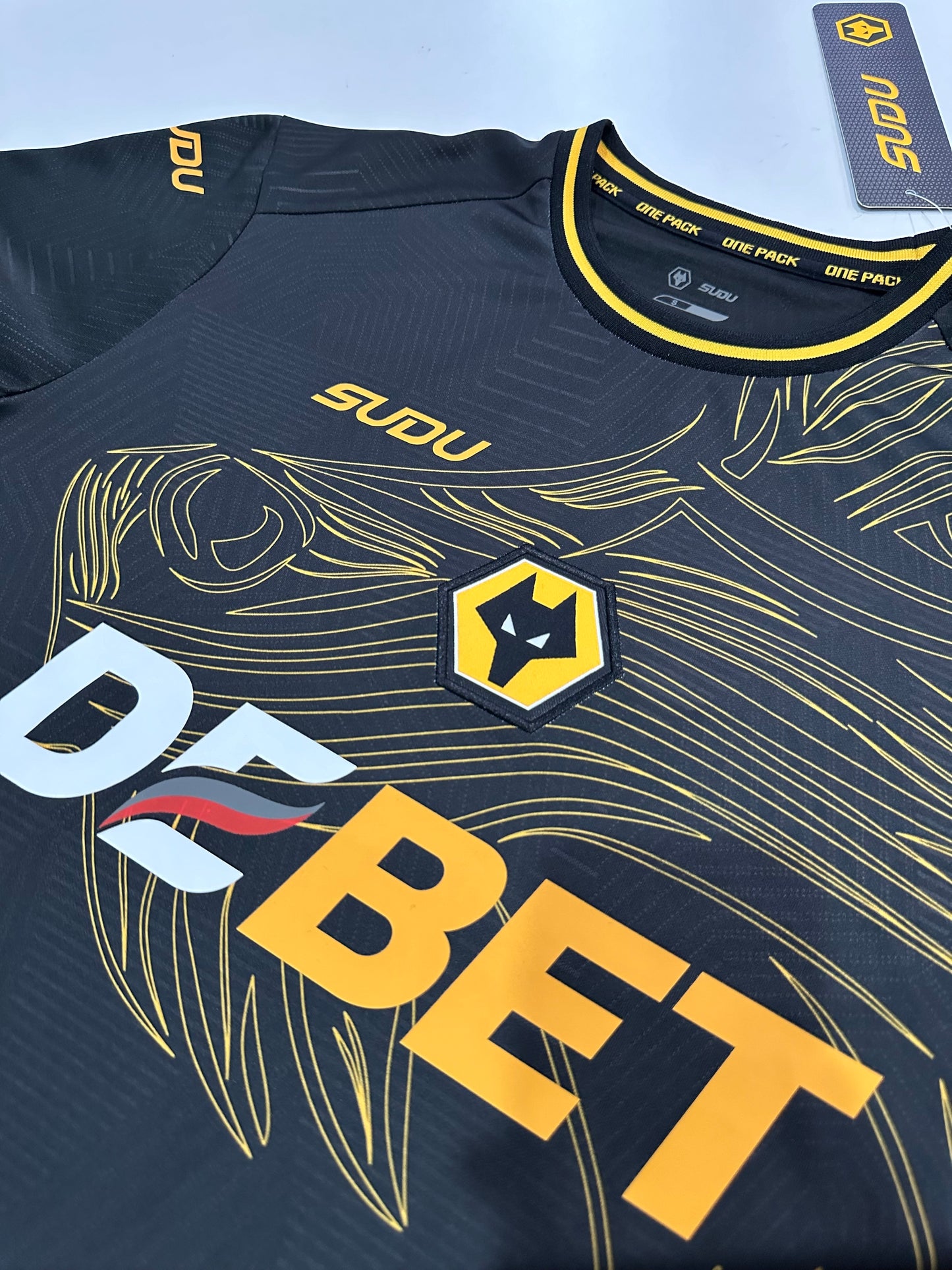 2024/2025 Wolves away