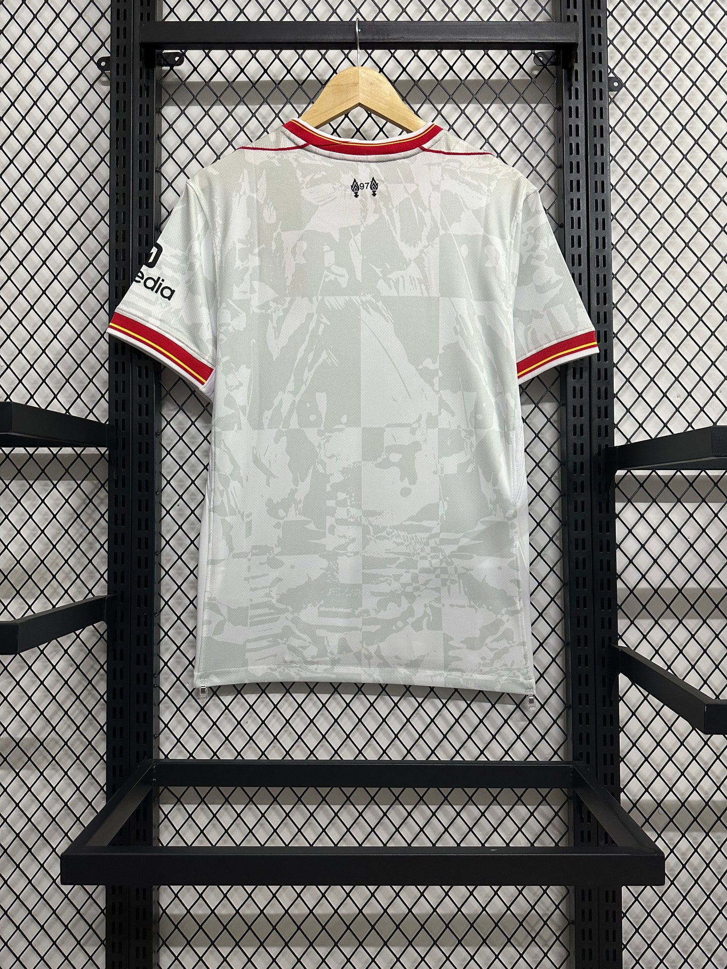 2024/2025 Liverpool third