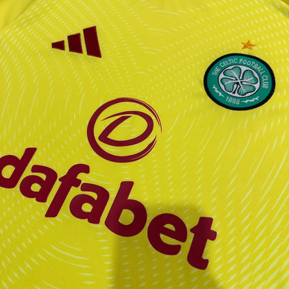 2025/2026 Celtic goalkeeper jersey