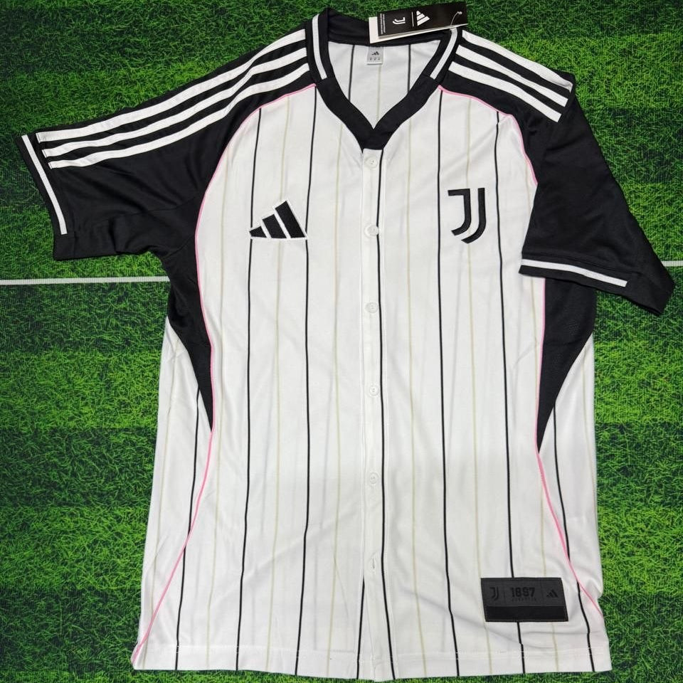 Juventus baseball uniform