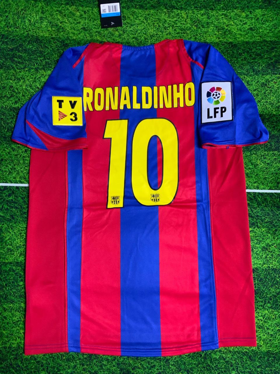 Barcelona 2004 #RONALDINHO all badges
